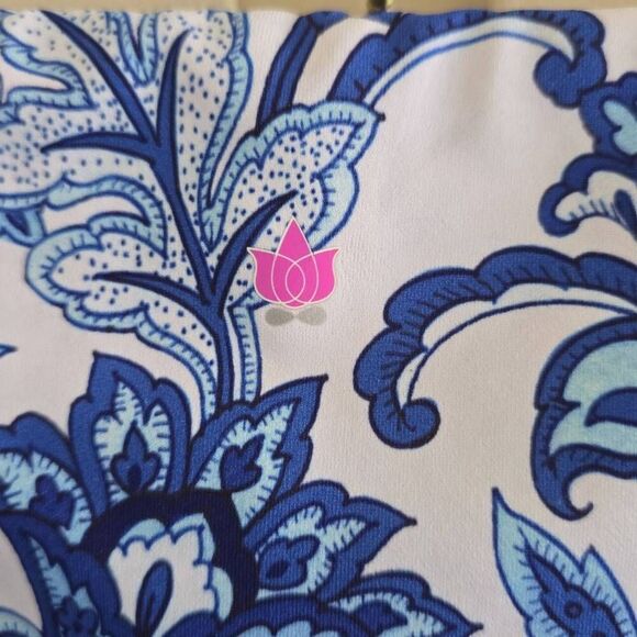 Kira Grace Blue & White Floral Botanical Print Leggings, NWOT, Sz. M - Picture 5 of 9